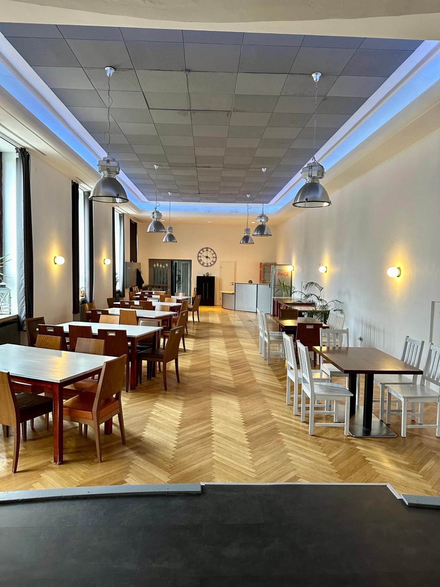 Hotel Zum Kastanienbaum Herzogenaurach Exterior foto